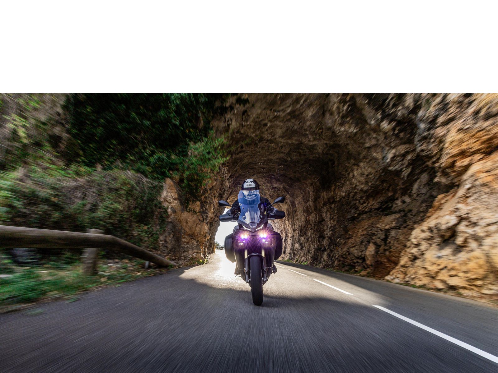 Мотоцикл YAMAHA TRACER 9 GT (Ceramic Ice) 2026